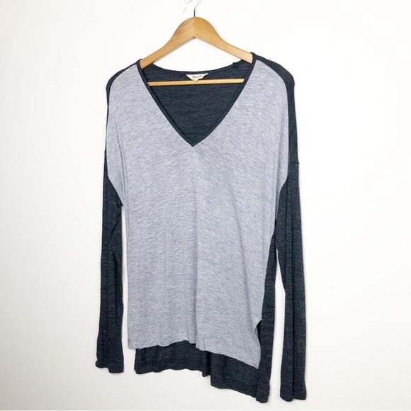 MADEWELL. Navy blue color block, V-neck long sleeve T-shirt. - Picture 6 of 8